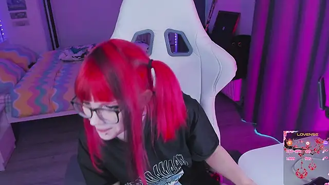 Snapshot of Yumi_Youkai chatting on October 9, 10:41 am Yumi Youkai online show from October 9, 10:41 am