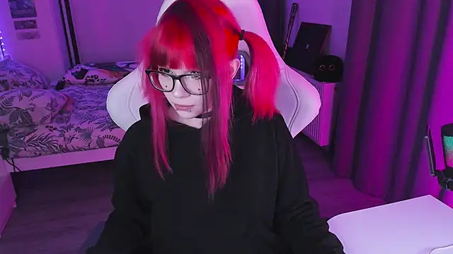 Snapshot of Yumi_Youkai chatting on October 16, 12:46 am Yumi Youkai online show from October 16, 12:46 am