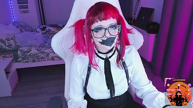 Snapshot of Yumi_Youkai chatting on October 31, 7:51 pm Yumi Youkai online show from October 31, 7:51 pm