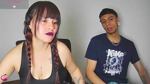 Mollly n david online show from March 26, 2:47 am