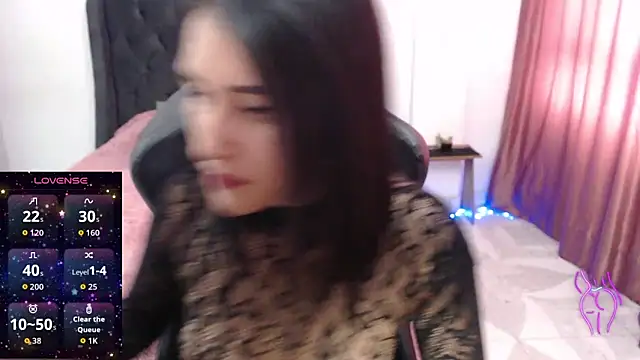 Fleurmeyer79 online show from November 18, 2:51 pm