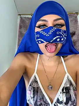 Snapshot of _alabina_ chatting on October 1, 8:14 pm alabina online show from October 1, 8:14 pm