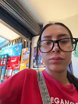  alabina  online show from February 9, 2:30 pm