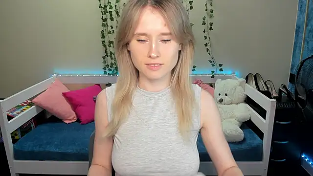  adel brooks  online show from October 7, 6:34 pm