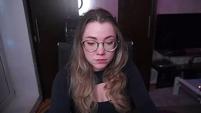 RemyCute online show from June 19, 12:52 pm