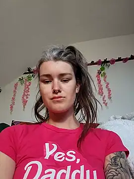 Lilmissvyx online show from April 11, 3:27 pm