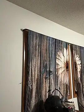 Cumslutsnowbunnie69 online show from October 11, 4:39 am