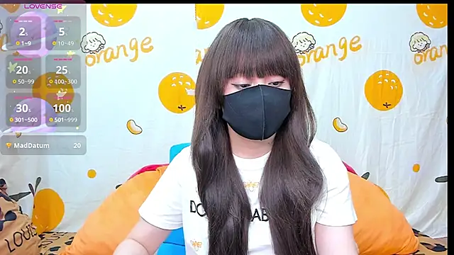 Snapshot of alonelove__ chatting on October 21, 3:43 am alonelove online show from October 21, 3:43 am