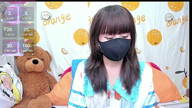 Snapshot of alonelove__ chatting on October 10, 2:38 am alonelove online show from October 10, 2:38 am