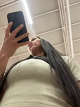 Snapshot of dominantandsubmissiveshow chatting on October 14, 6:32 pm dominantandsubmissiveshow online show from October 14, 6:32 pm