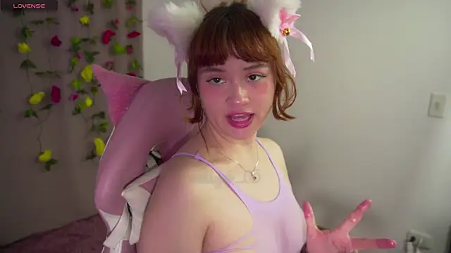 Snapshot of molly_russell chatting on October 6, 10:25 pm molly russell online show from October 6, 10:25 pm