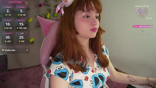 Snapshot of molly_russell chatting on September 24, 12:31 am molly russell online show from September 24, 12:31 am