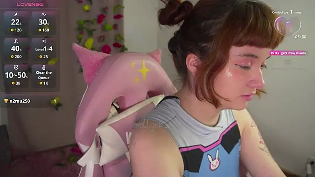 Snapshot of molly_russell chatting on October 23, 7:53 pm molly russell online show from October 23, 7:53 pm