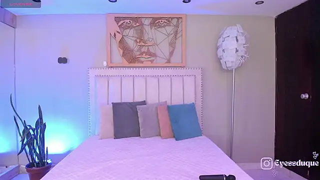 Paula Desousa online show from February 11, 3:46 pm