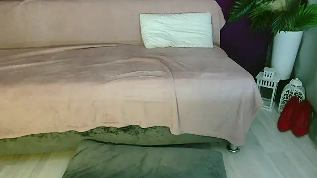 Snapshot of Imcarrieberry chatting on October 2, 3:17 pm Imcarrieberry online show from October 2, 3:17 pm