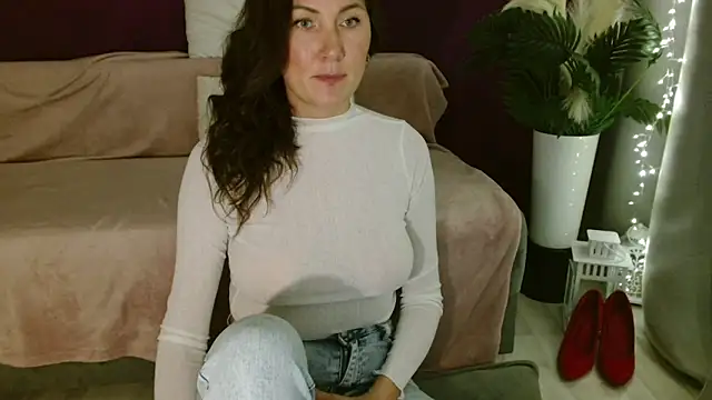 Snapshot of Imcarrieberry chatting on October 9, 2:43 pm Imcarrieberry online show from October 9, 2:43 pm