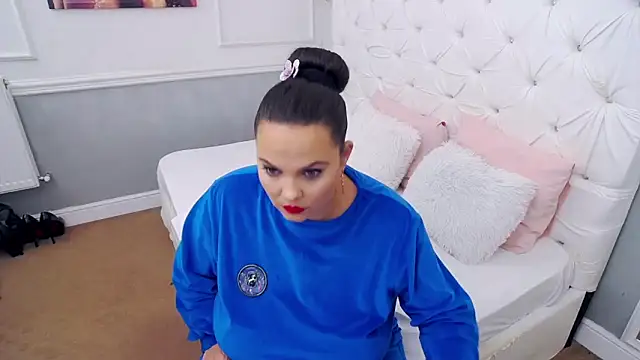 RavishingJenna online show from November 6, 7:31 pm