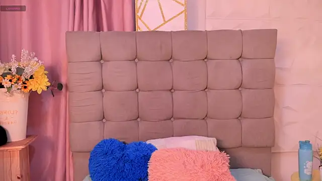 alix bay online show from April 6, 3:50 am