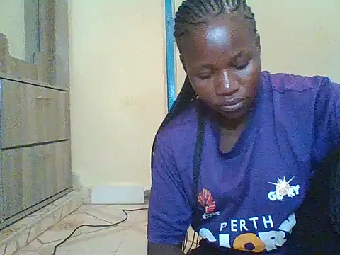 prettychic5 online show from January 8, 8:40 am