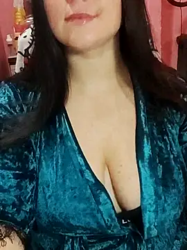 ErikaVlovely online show from October 26, 9:21 pm