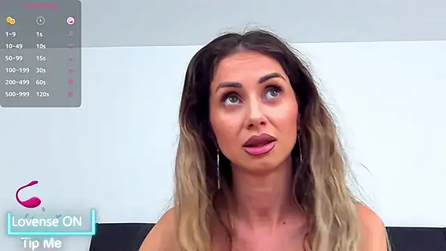 SelenaWest online show from November 20, 12:50 pm