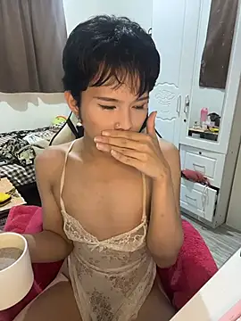 Plaxtique online show from January 18, 7:48 am