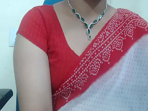 Lovely Siri 23 online show from November 2, 12:08 pm