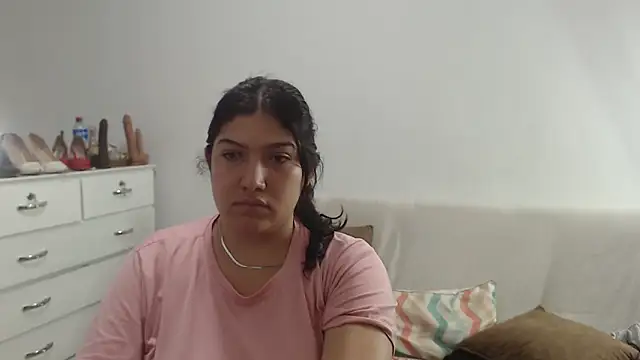 ammarahot7777 online show from April 11, 2:28 am