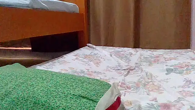 sweet-fancy online show from April 10, 6:30 am