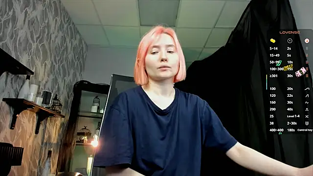 ReiYosimoto online show from October 3, 11:26 am