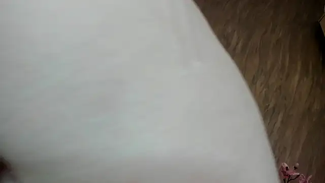 Rayanablackandwhite online show from July 2, 7:14 am