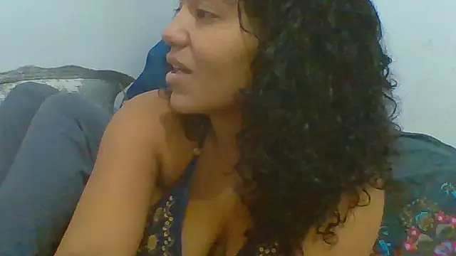 savanahottie online show from June 19, 7:23 am