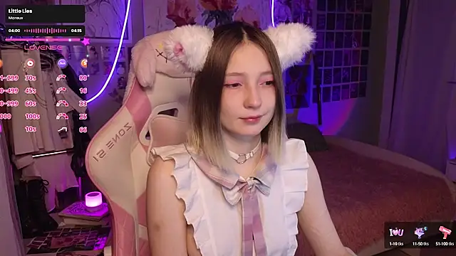 Snapshot of evierosen chatting on October 2, 9:09 pm evierosen online show from October 2, 9:09 pm