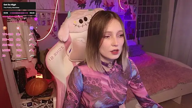 Snapshot of evierosen chatting on October 24, 8:16 pm evierosen online show from October 24, 8:16 pm