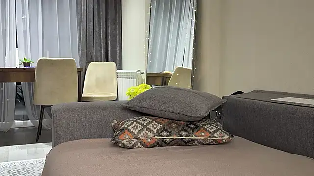 mommy nadin online show from March 28, 4:06 pm