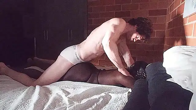 warrenkener online show from October 5, 2:05 am