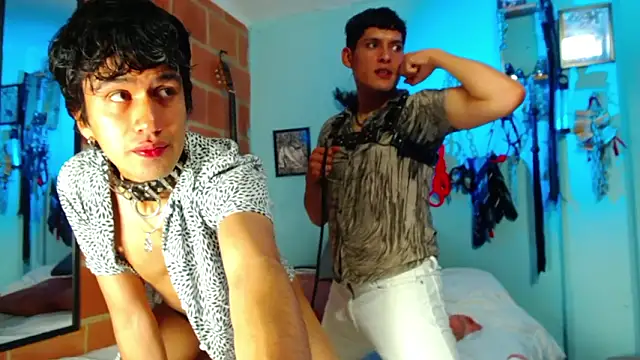 dom2travelersss online show from March 11, 6:21 pm