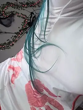 Snapshot of Silvia_Santorskii chatting on October 31, 8:18 am Silvia Santorskii online show from October 31, 8:18 am