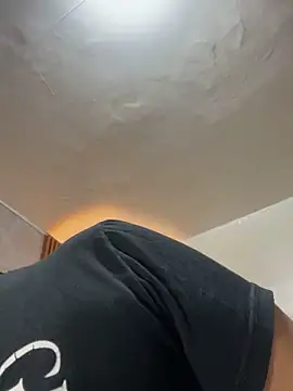 Snapshot of sofia_xxx02 chatting on September 25, 12:04 pm sofia xxx02 online show from September 25, 12:04 pm