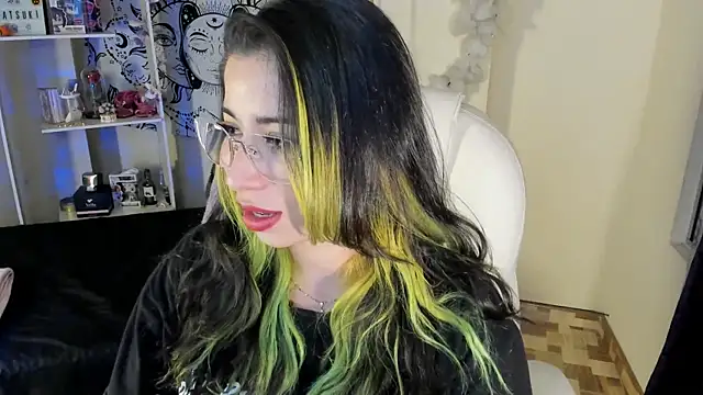 Laughing Naty online show from October 24, 2:40 am