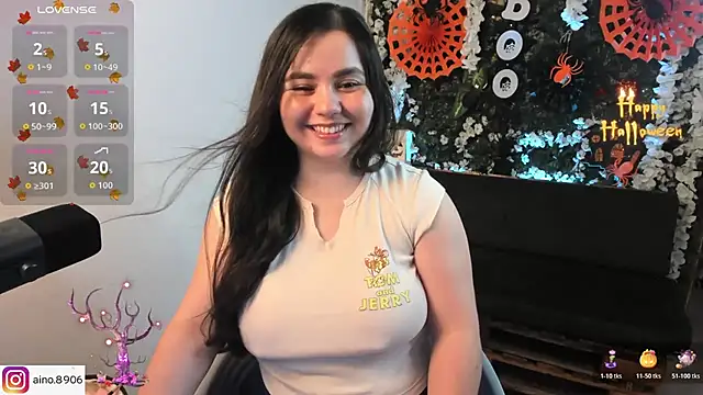 Snapshot of ainohacarter_89 chatting on October 28, 2:06 am ainohacarter 89 online show from October 28, 2:06 am