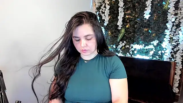 Snapshot of ainohacarter_89 chatting on September 25, 1:48 am ainohacarter 89 online show from September 25, 1:48 am